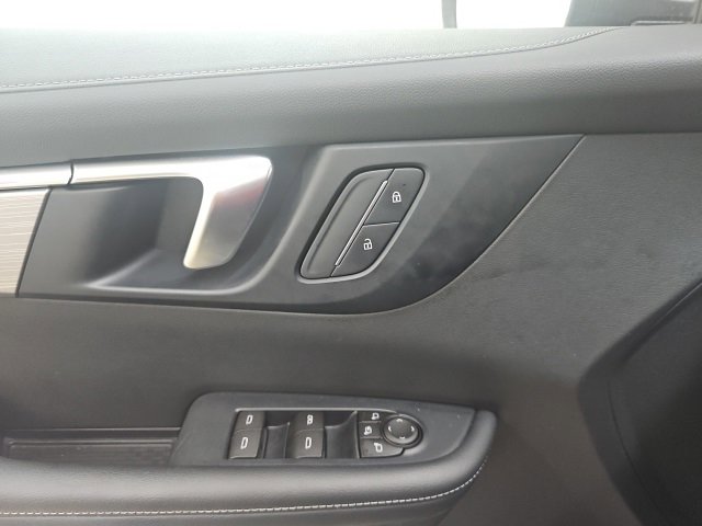 Used 2025 Buick Enclave Preferred image 27