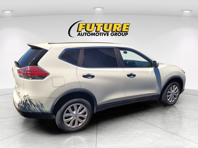 Used 2016 Nissan Rogue S AWD/4WD image 3