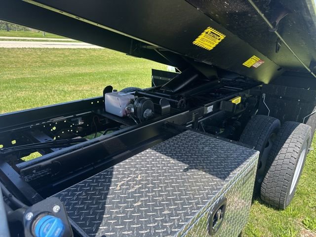 New 2026 Ford F550 4x4 Regular Cab Super Duty image 39