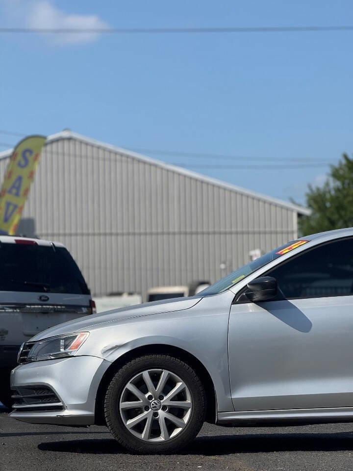 Used 2015 Volkswagen Jetta SE FWD image 17