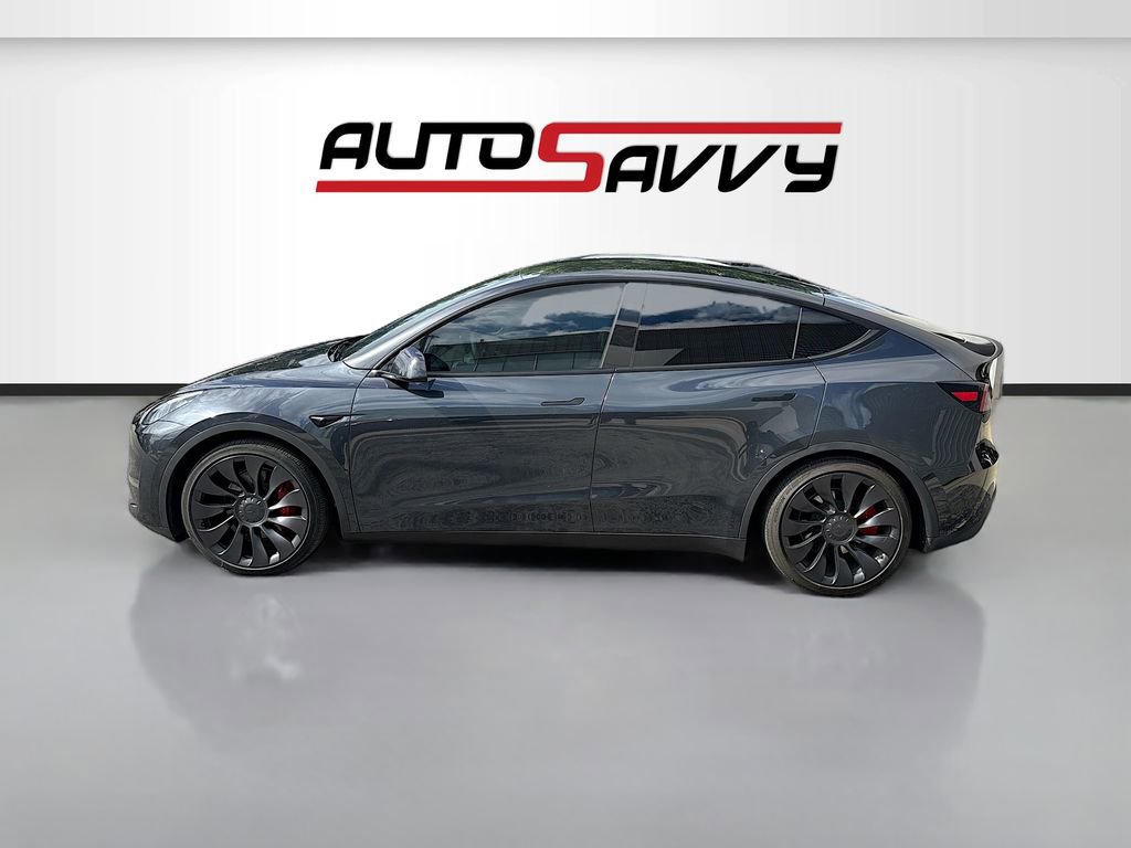 Used 2024 Tesla Model Y Performance AWD/4WD image 4