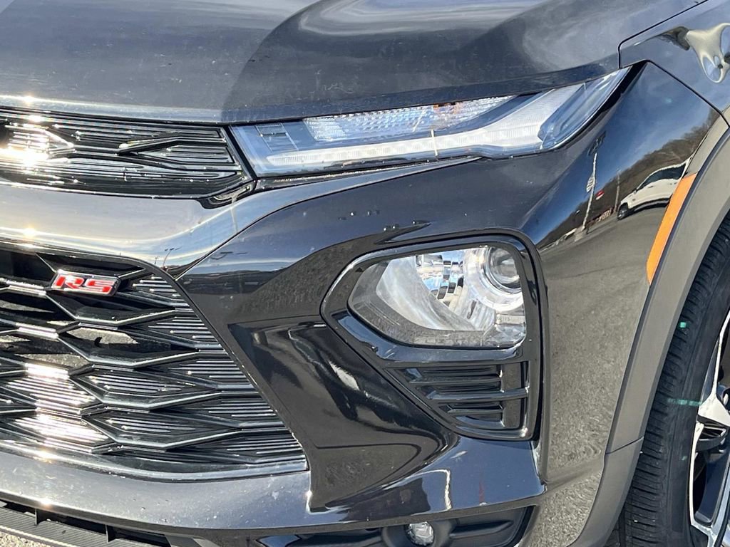 Used 2022 Chevrolet TrailBlazer RS w/ Sun and Liftgate Package image 10