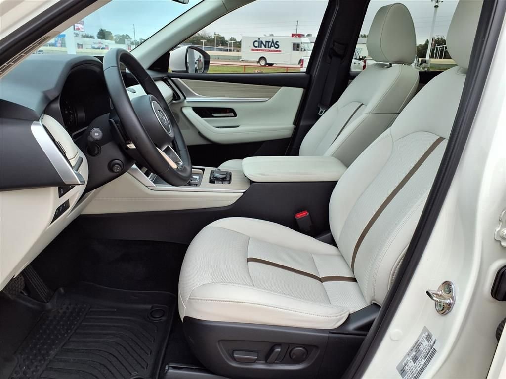 Used 2025 MAZDA CX-90 3.3 Turbo S w/ Premium Package image 17