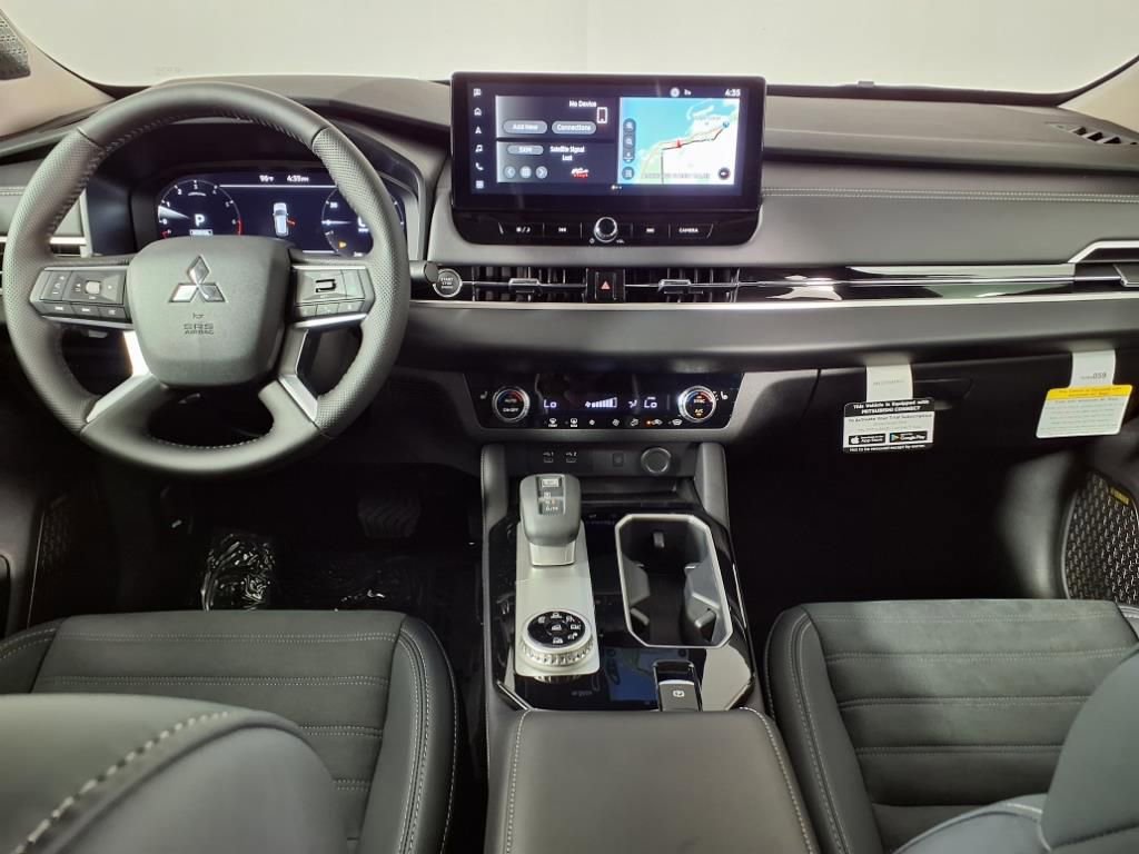 Used 2025 Mitsubishi Outlander SE AWD/4WD image 12