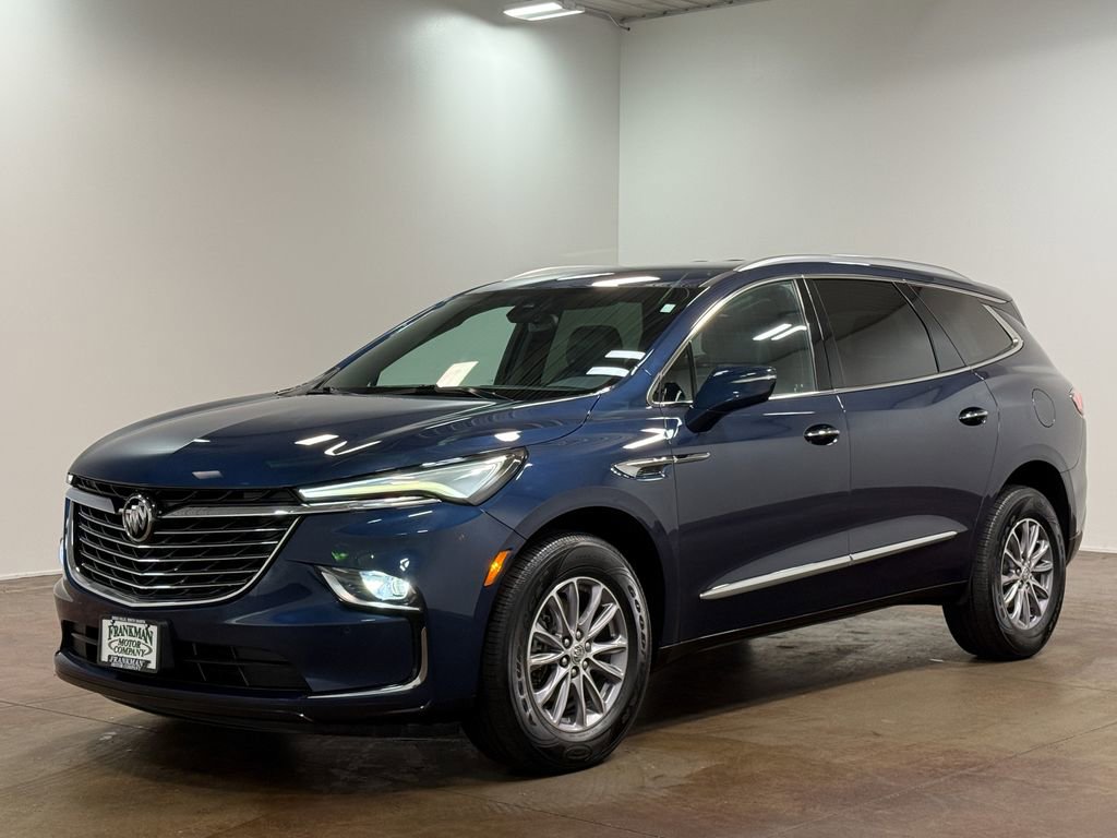 Used 2023 Buick Enclave Essence AWD/4WD image 7