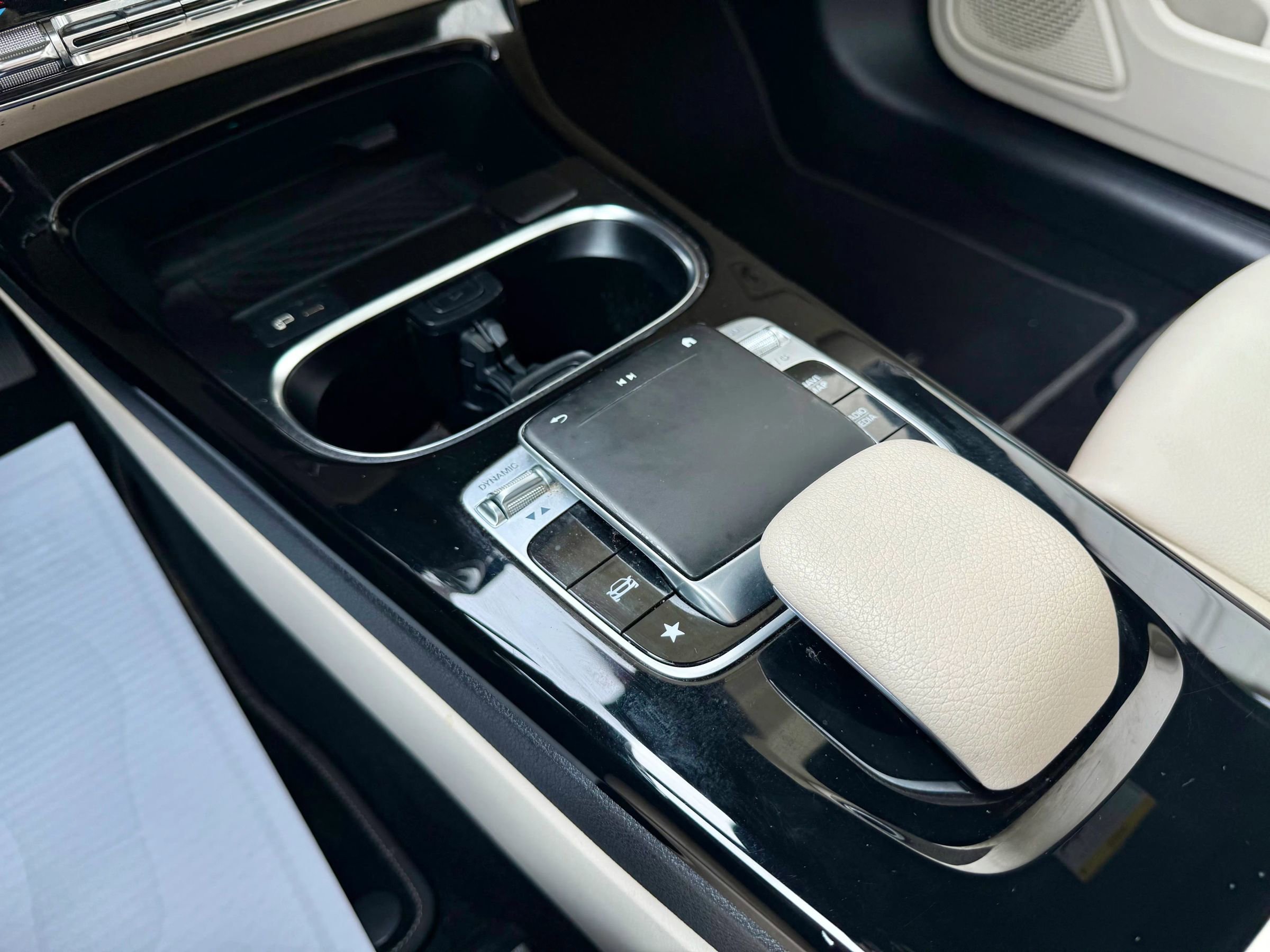 Used 2019 Mercedes-Benz A 220 4MATIC image 25