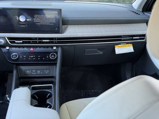 Used 2024 Hyundai Sonata SEL FWD image 34