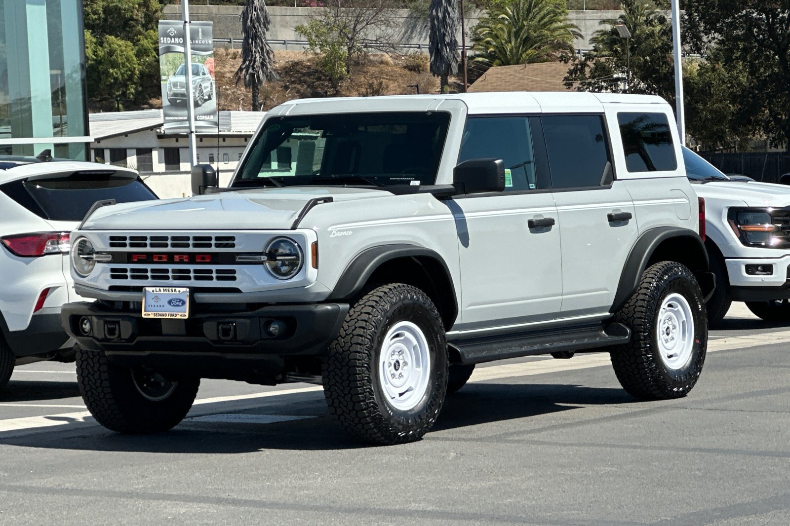 New 2026 Ford Bronco Heritage Edition AWD/4WD image 7