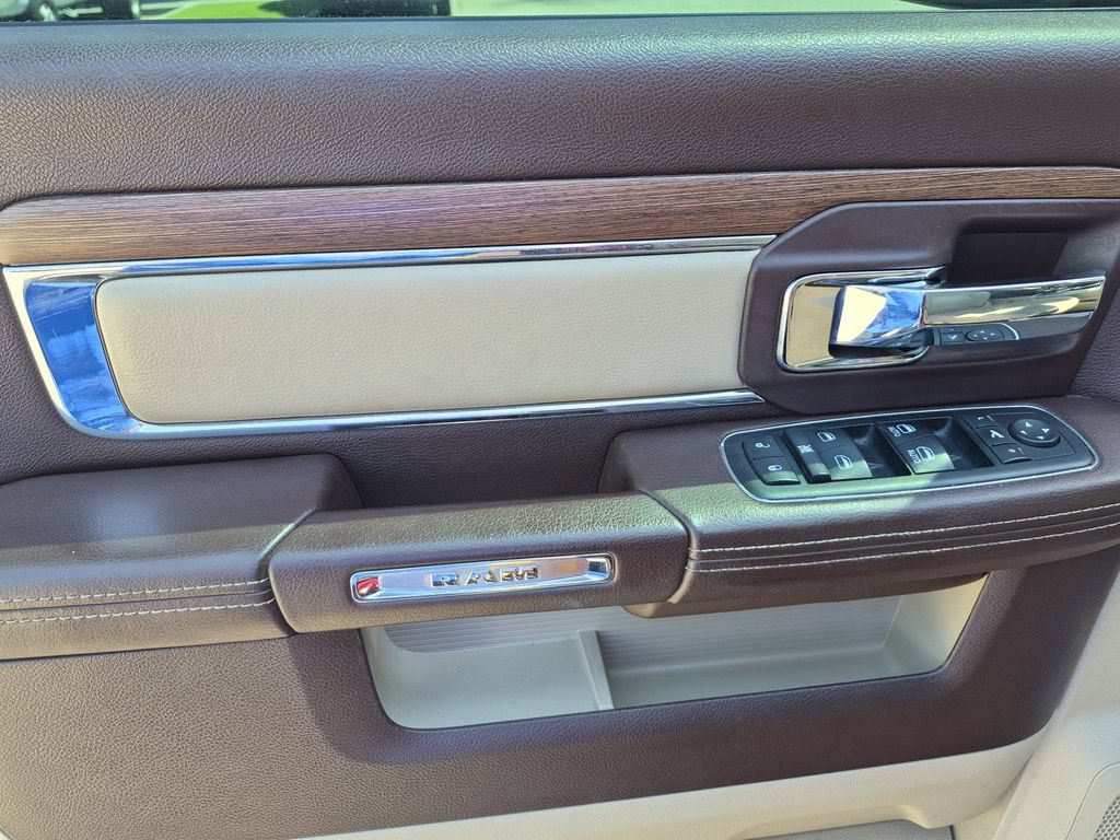 Used 2014 RAM 1500 Laramie w/ Convenience Group RWD image 18