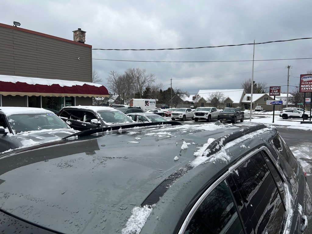 Used 2023 Chevrolet Traverse LT image 12