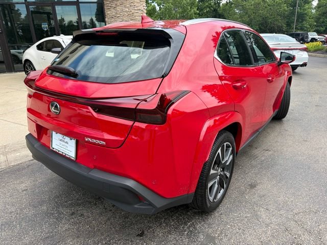 Used 2025 Lexus UX 300h FWD w/ Accessory Package (Z2) image 7