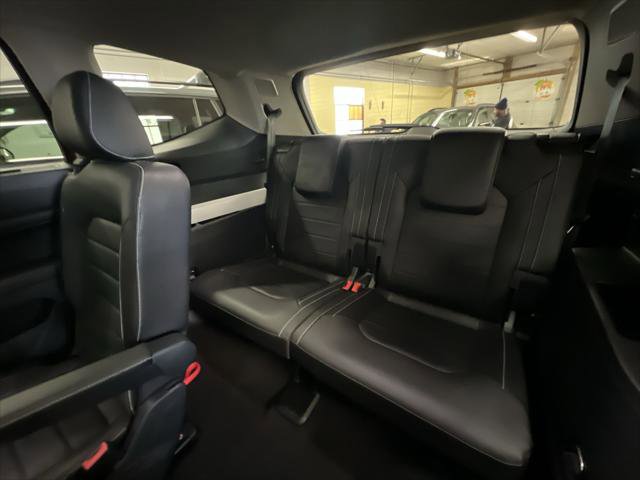 Certified 2021 Volkswagen Atlas SEL Premium image 23