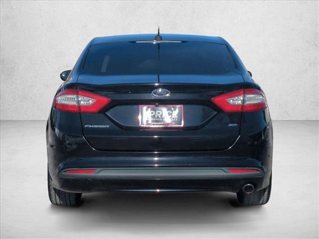 Used 2016 Ford Fusion SE image 7