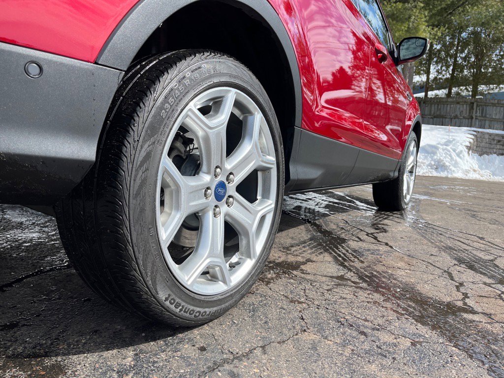 Used 2019 Ford Escape Titanium w/ U9j03 - Titanium Tow Package image 7