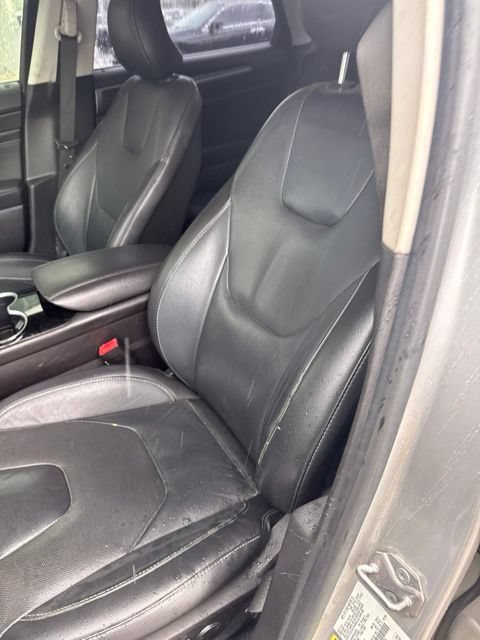 Used 2016 Ford Fusion Titanium FWD image 27