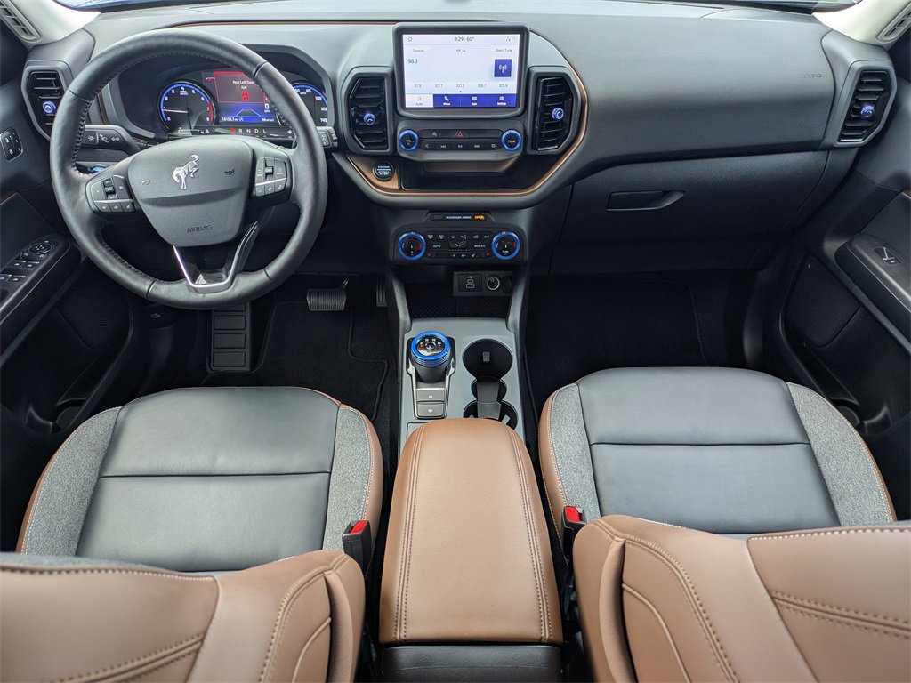 Used 2023 Ford Bronco Sport Outer Banks image 2