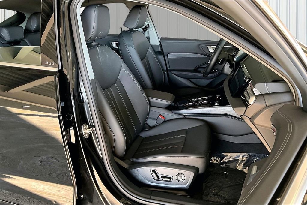 Used 2025 Audi A5 2.0T Premium Plus w/ Premium Plus image 29