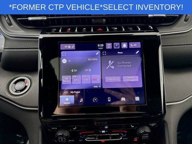 New 2025 Jeep Grand Cherokee L Altitude image 14