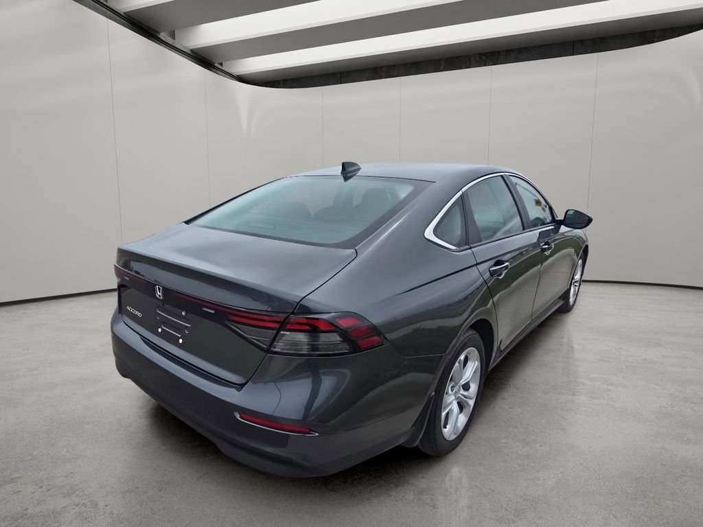 Used 2025 Honda Accord LX image 5