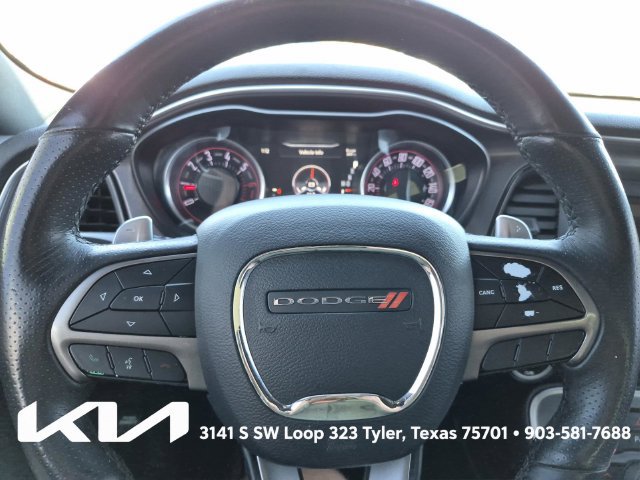 Used 2019 Dodge Challenger R/T w/ Driver Convenience Group RWD image 27