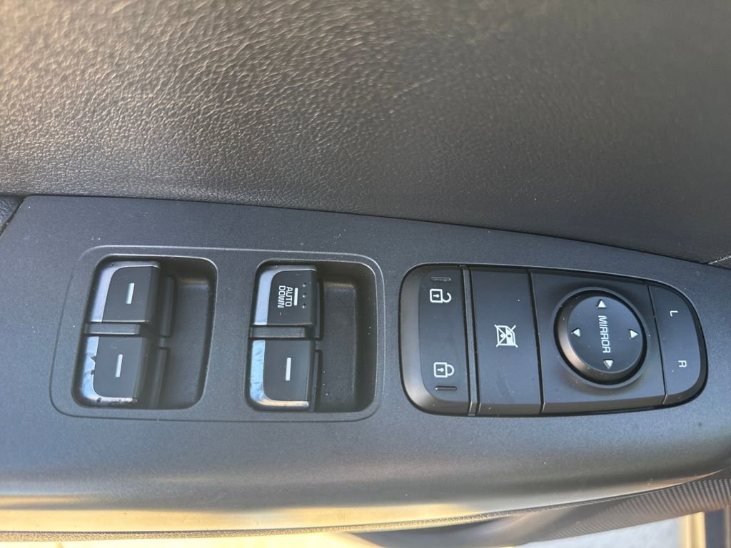 Used 2017 Kia Sportage LX image 15