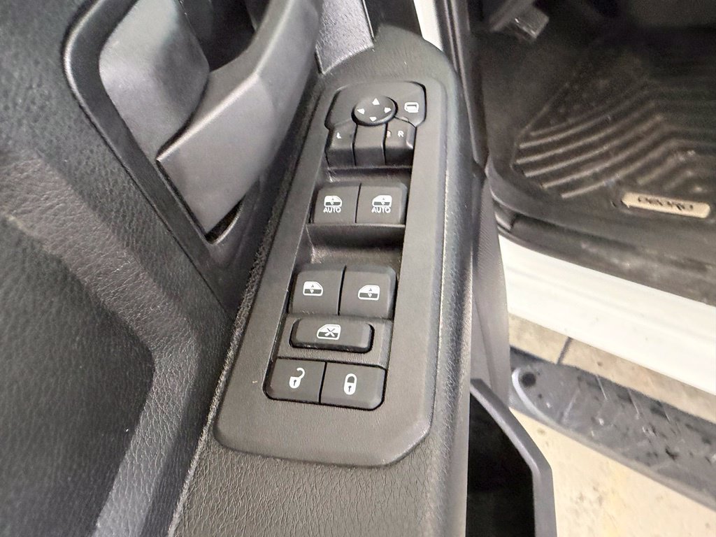Used 2025 RAM 3500 Tradesman AWD/4WD image 38