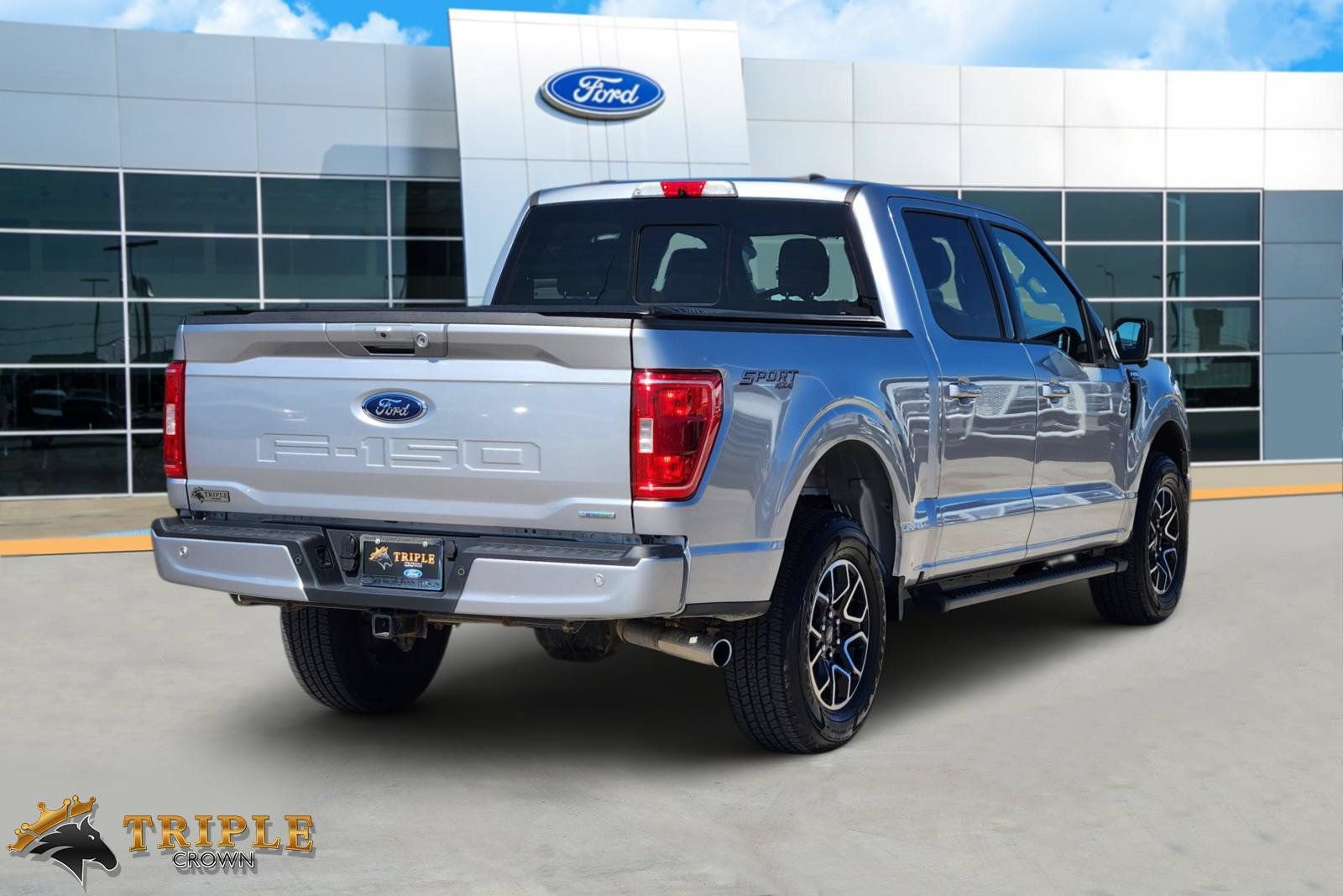 Used 2023 Ford F150 XLT w/ Equipment Group 302A High AWD/4WD image 5