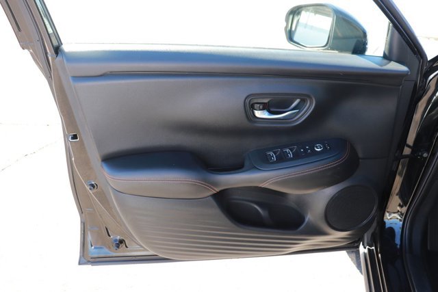 Used 2023 Honda HR-V Sport image 8