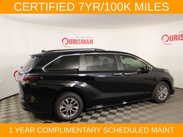Used 2024 Toyota Sienna XLE FWD image 9