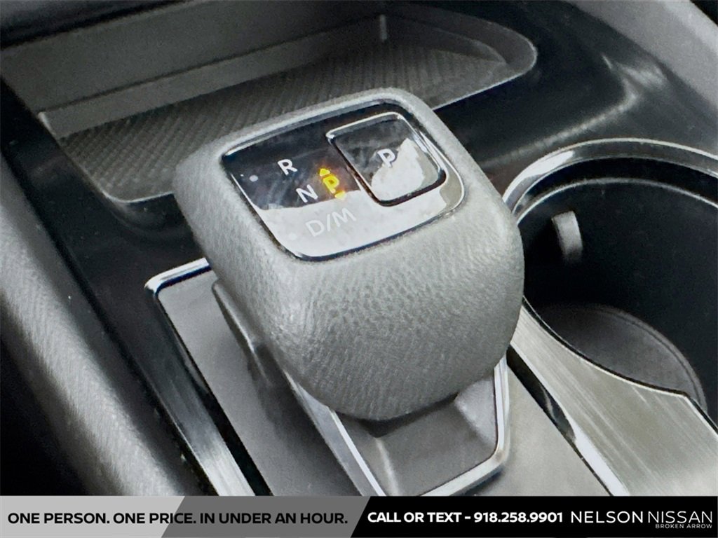 Certified 2023 Nissan Rogue SV image 16