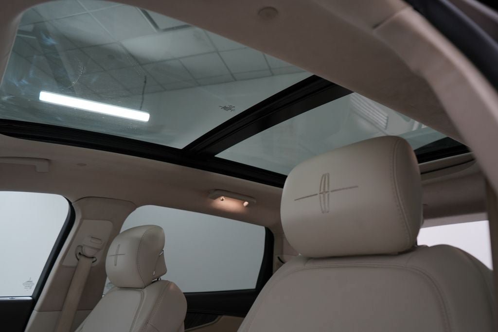 Used 2019 Lincoln Nautilus Black Label AWD/4WD image 24