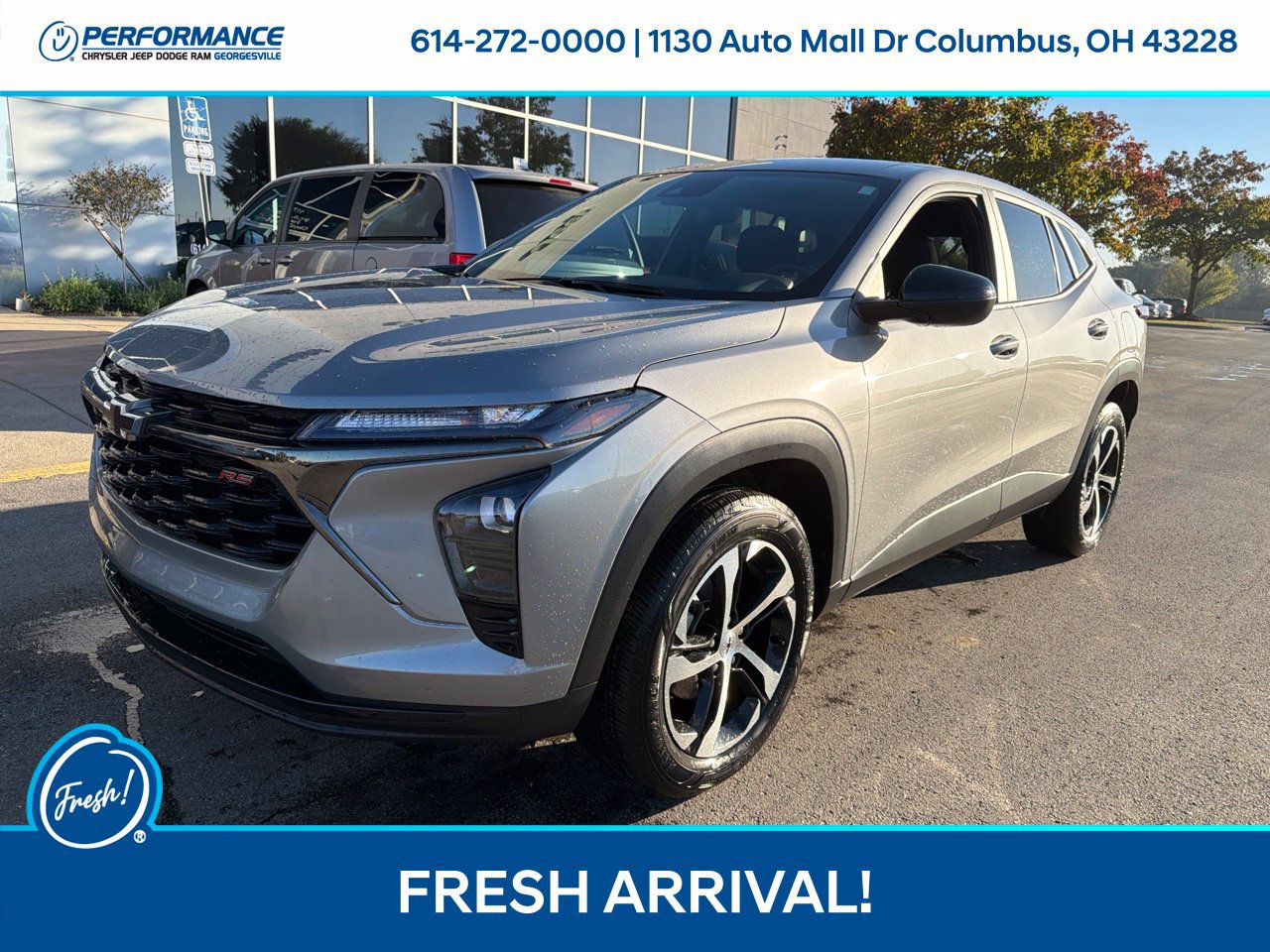 Used 2024 Chevrolet Trax RS w/ Driver Confidence Package FWD image 4