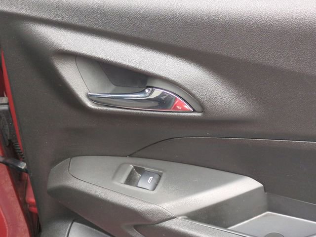 Used 2024 Chevrolet Trax RS w/ Driver Confidence Package image 30