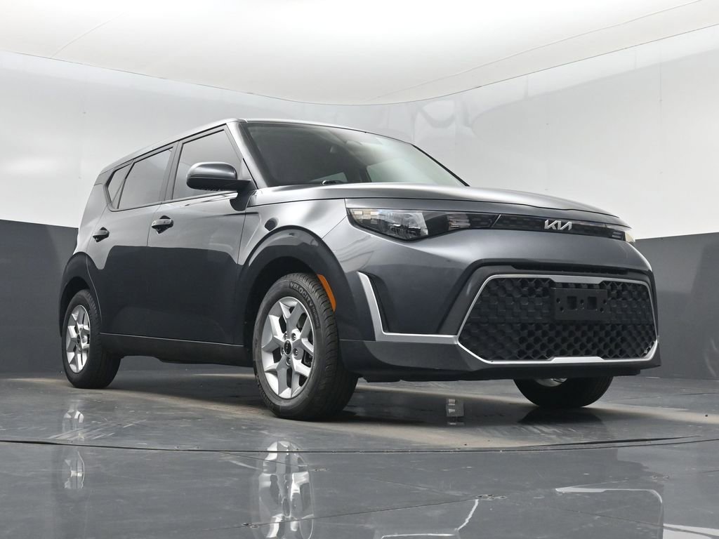 Used 2024 Kia Soul S image 32