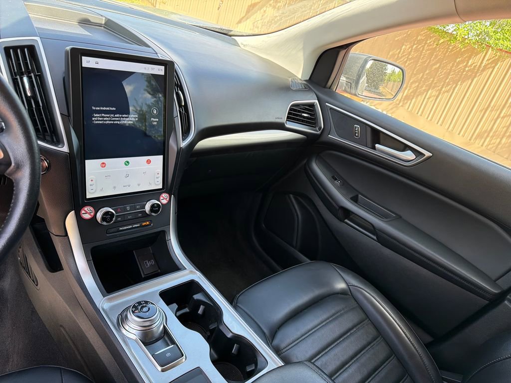 Certified 2024 Ford Edge SEL image 17