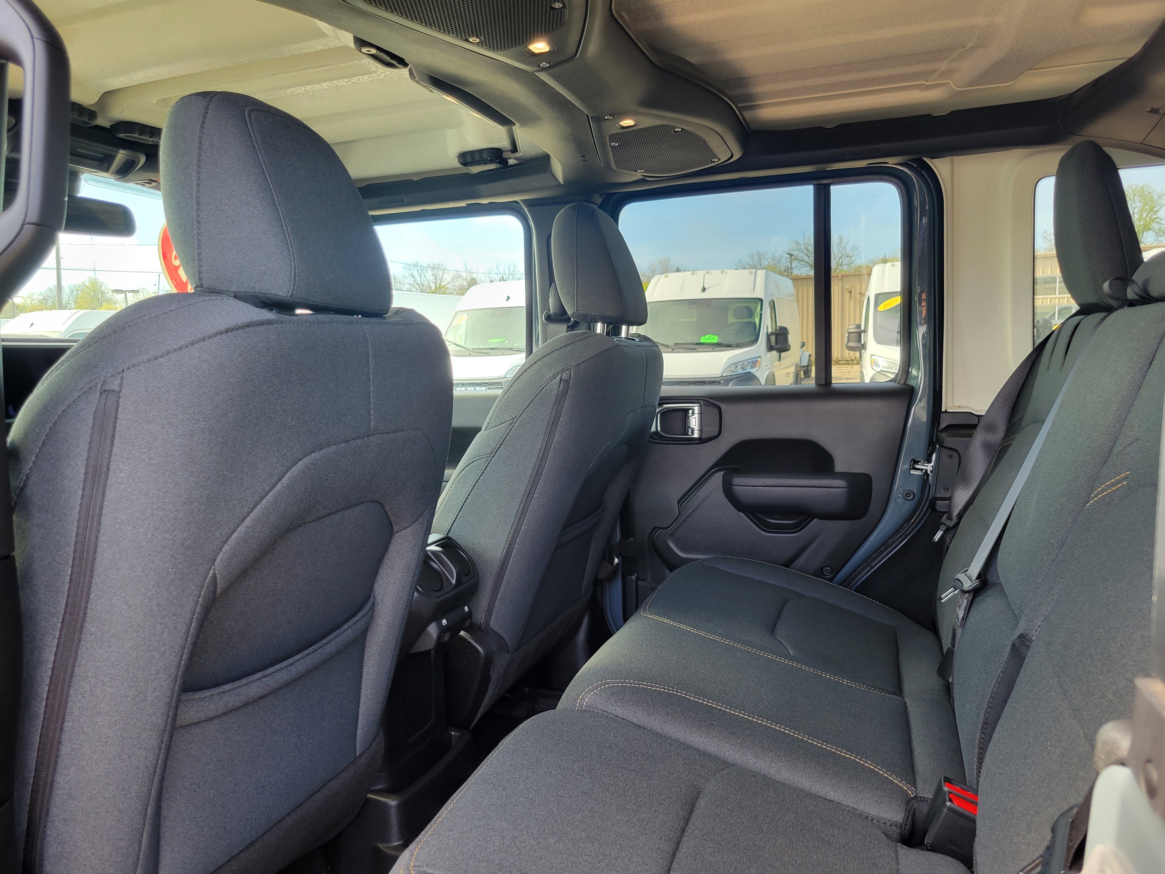 Used 2025 Jeep Wrangler Unlimited Sport S 4xe AWD/4WD image 18
