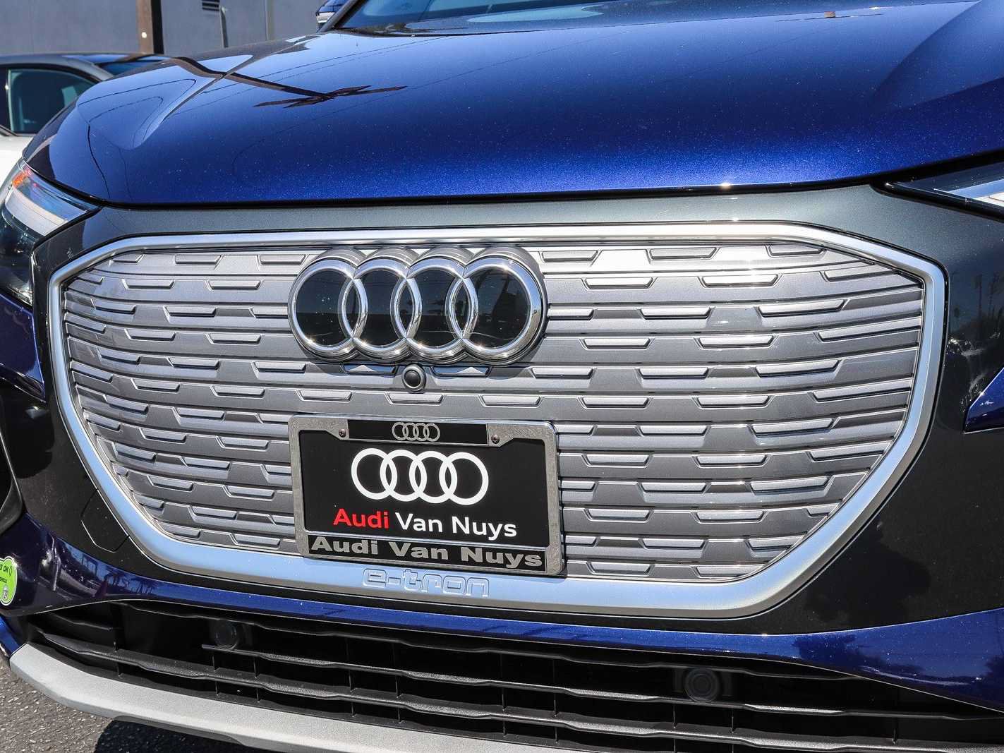 Used 2023 Audi Q4 e-tron Premium Plus w/ Premium Plus RWD image 8