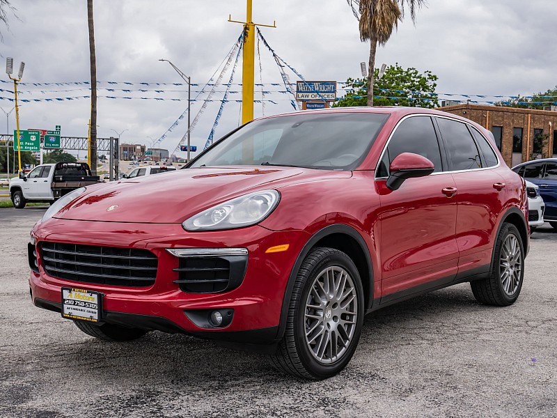 Used 2017 Porsche Cayenne AWD/4WD image 9