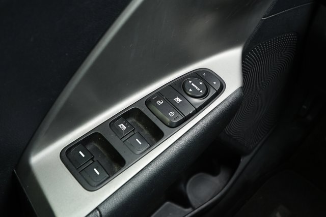 Used 2019 Kia Niro LX FWD image 21