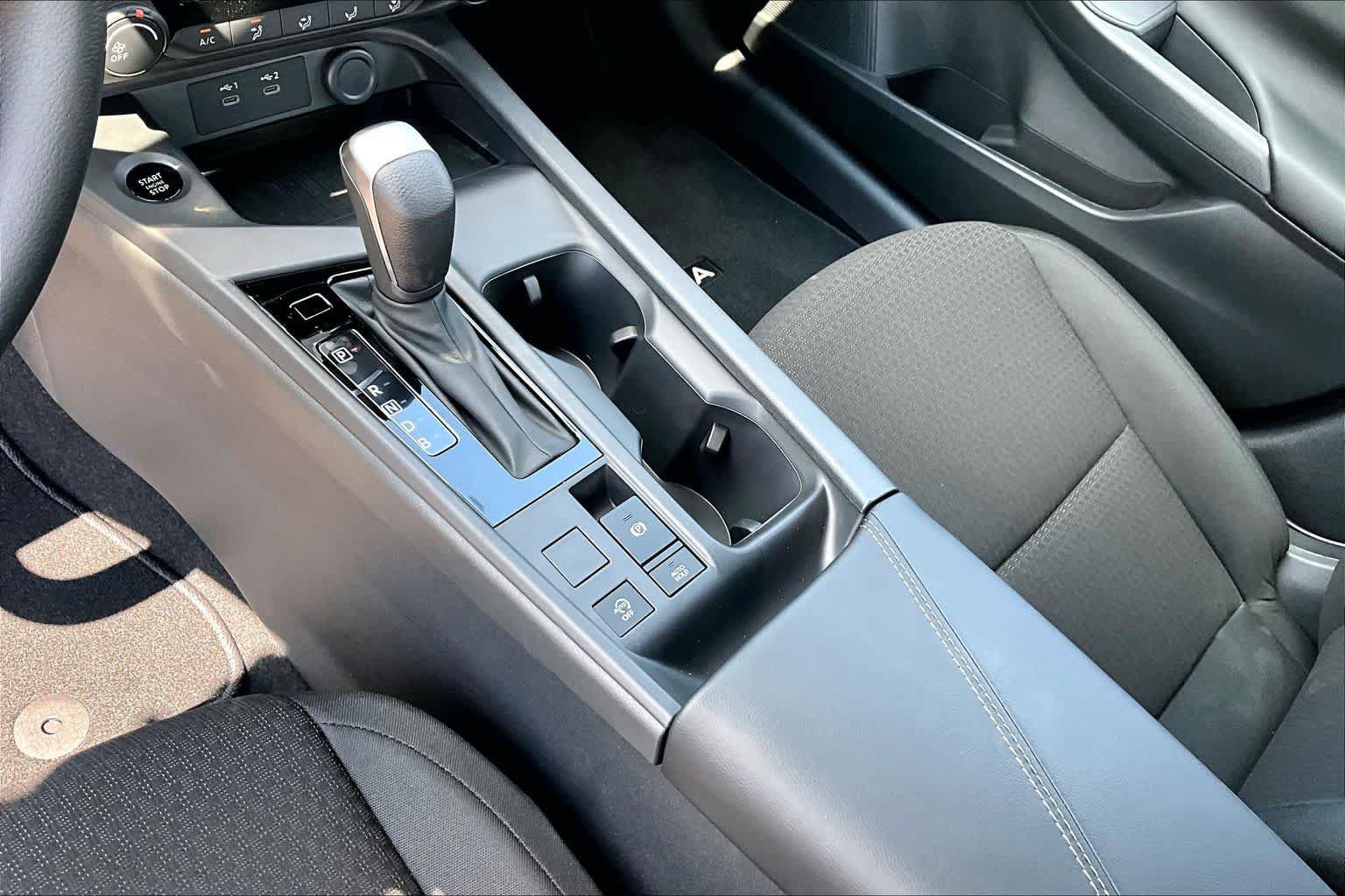 New 2027 Nissan Sentra S w/ Floor Mat Package FWD image 10