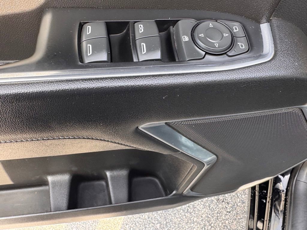 Used 2022 Chevrolet Silverado 1500 RST image 16