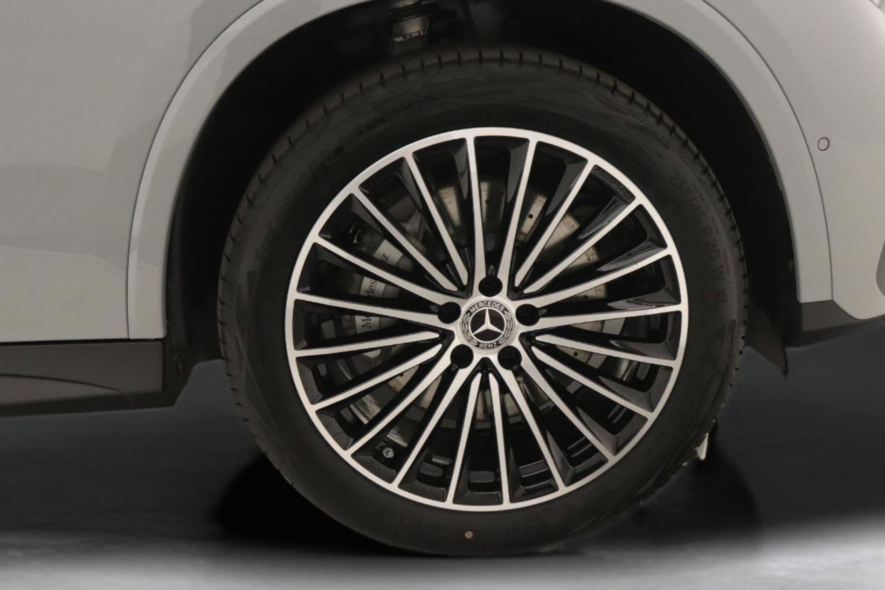 New 2026 Mercedes-Benz GLC 300 image 12