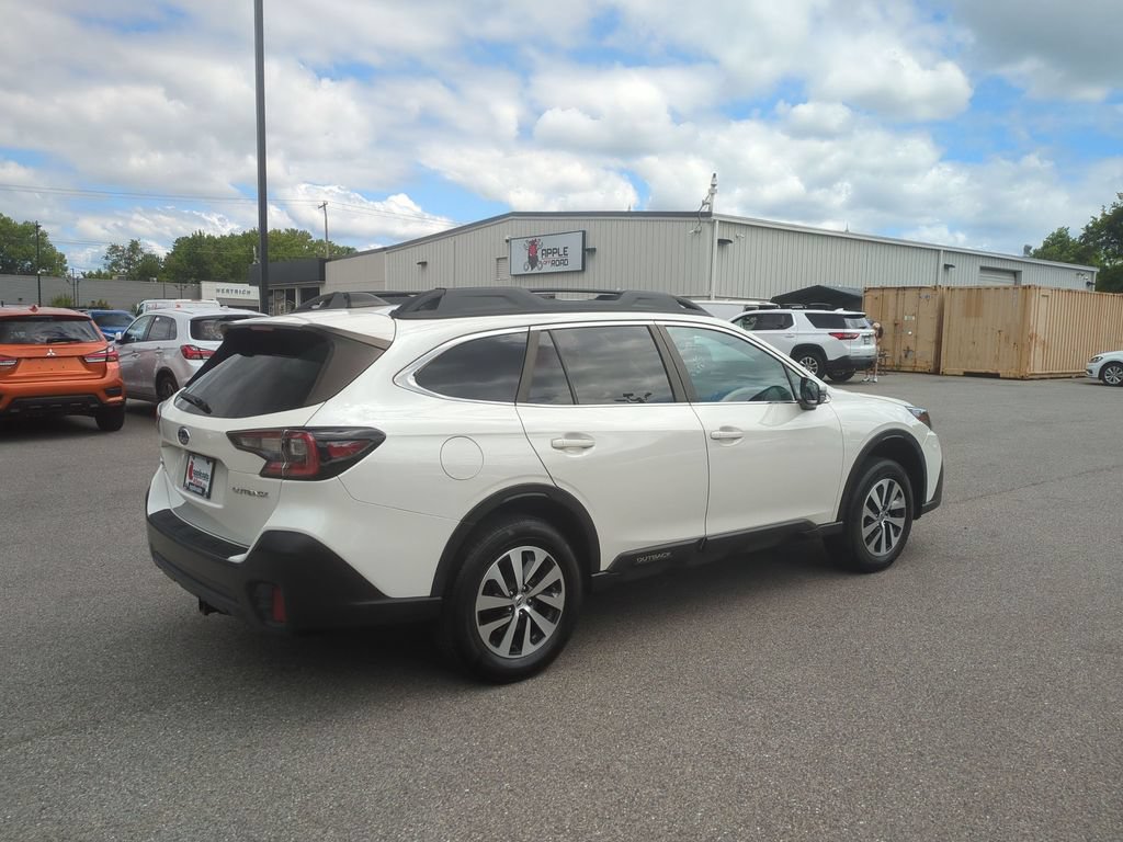 Used 2022 Subaru Outback Premium AWD/4WD image 5