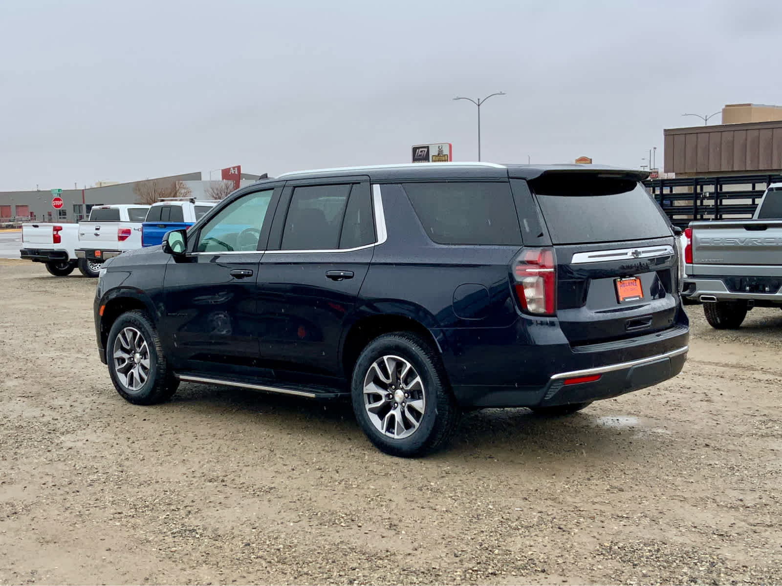 Used 2022 Chevrolet Tahoe LT w/ Luxury Package image 3