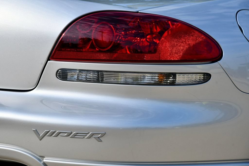 Used 2005 Dodge Viper SRT-10 w/ Mamba Edition Group RWD image 41