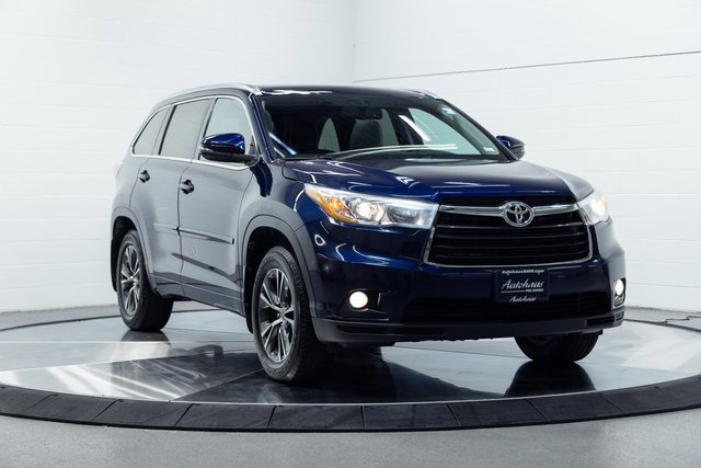 Used 2016 Toyota Highlander XLE image 4