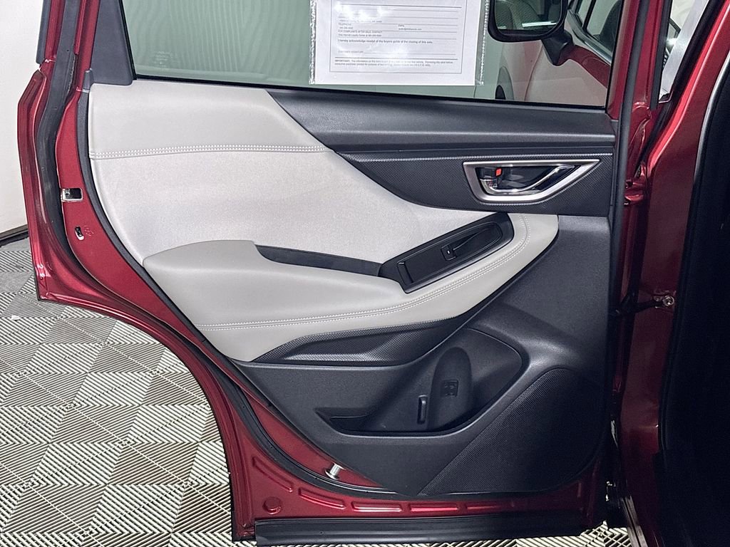 Used 2023 Subaru Forester Premium AWD/4WD image 19