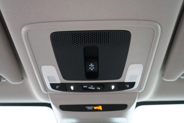 Used 2025 Honda HR-V EX-L image 43