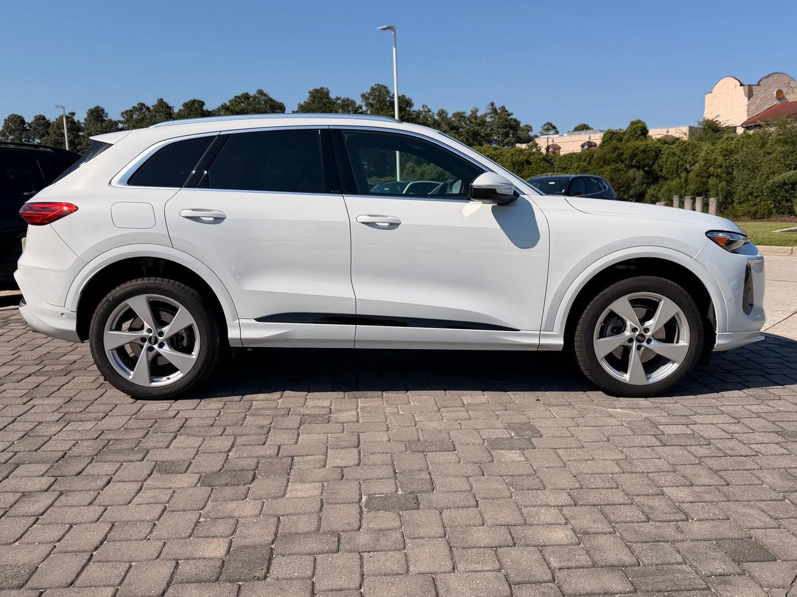 Used 2025 Audi Q5 Premium Plus AWD/4WD image 8