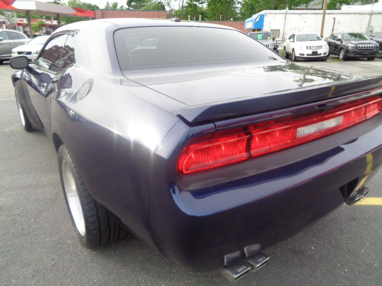 Used 2014 Dodge Challenger R/T RWD image 17